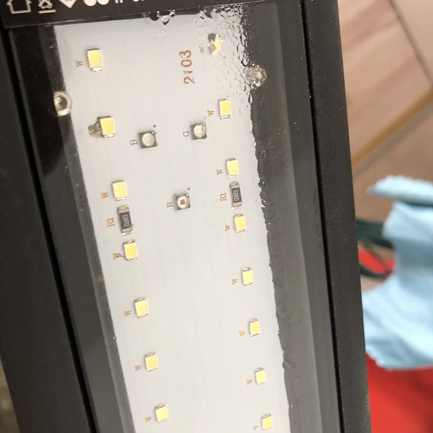 Gutes Licht, aber Einbauarat beide Seiten nervt